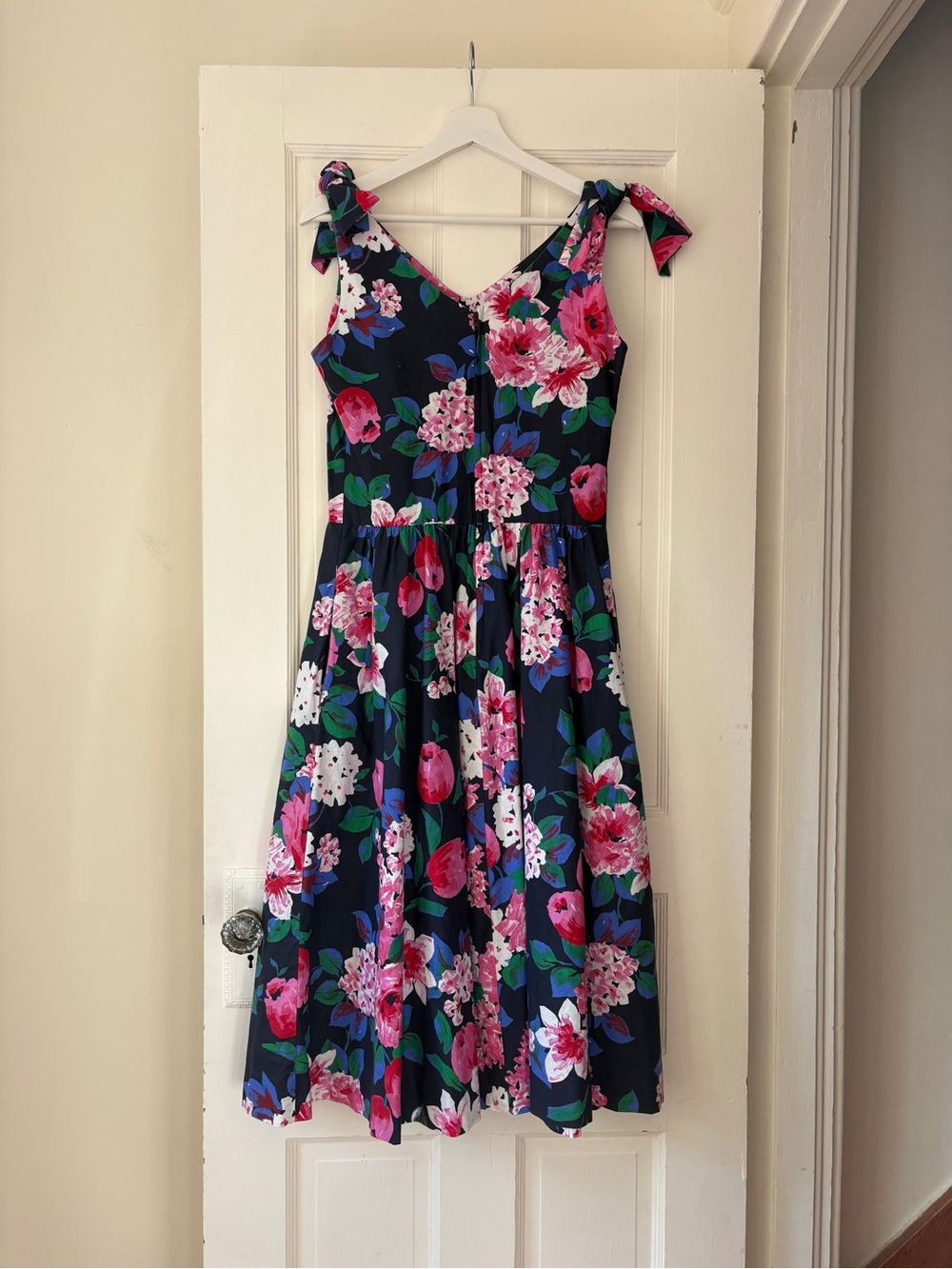 Vintage Floral Dress - Picture 9 of 10